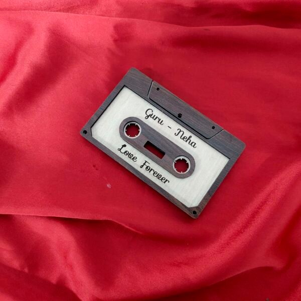 Love Cassette - MDF BGC2708252 - Image 2